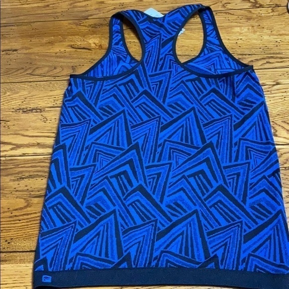 fabletics NWT Olympus Tank Medium D4 - Picture 7 of 10